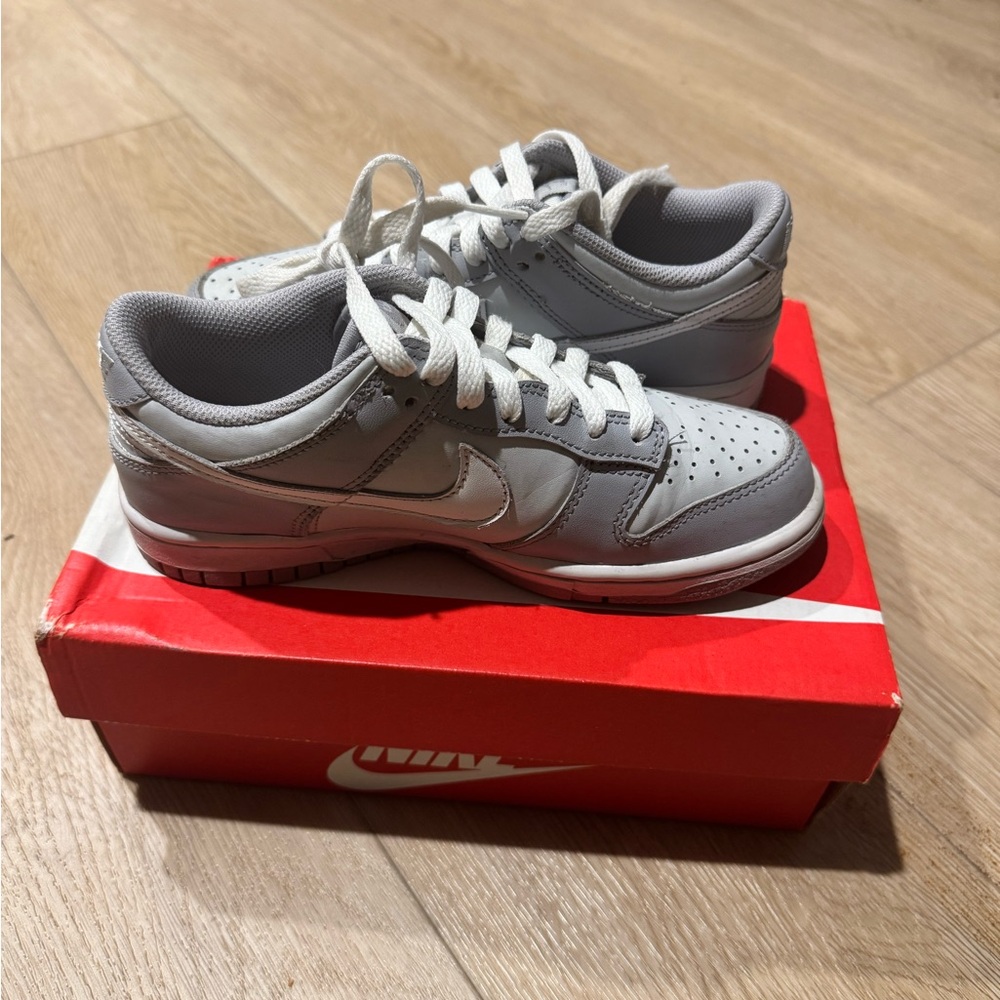 Nike Classic Gray and White Sneakers